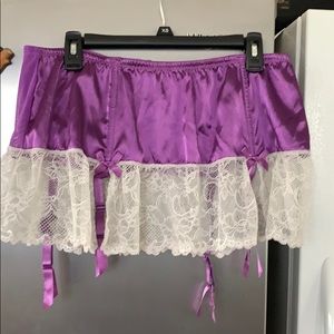 Intimates skirt by Cacique NWT sz 22//4